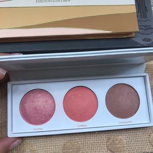 Realher blush trio